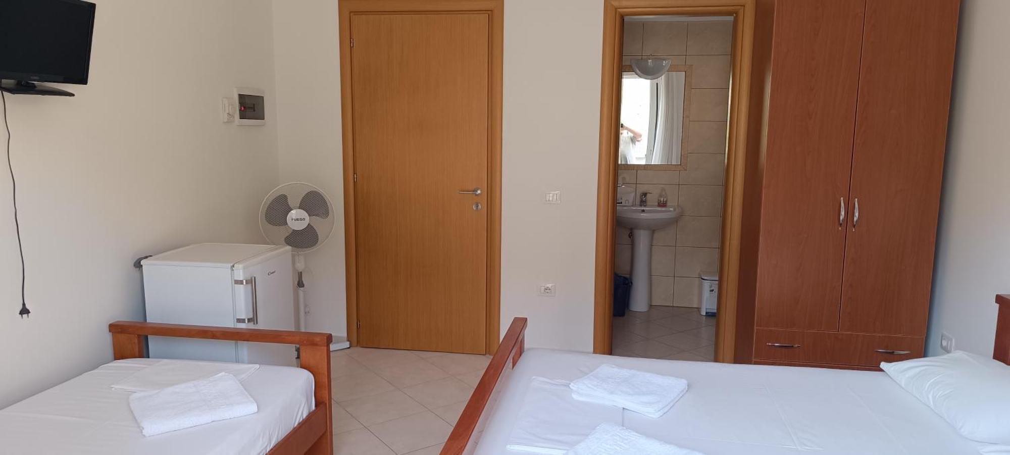 El Doro Rooms เดอร์มี ภายนอก รูปภาพ